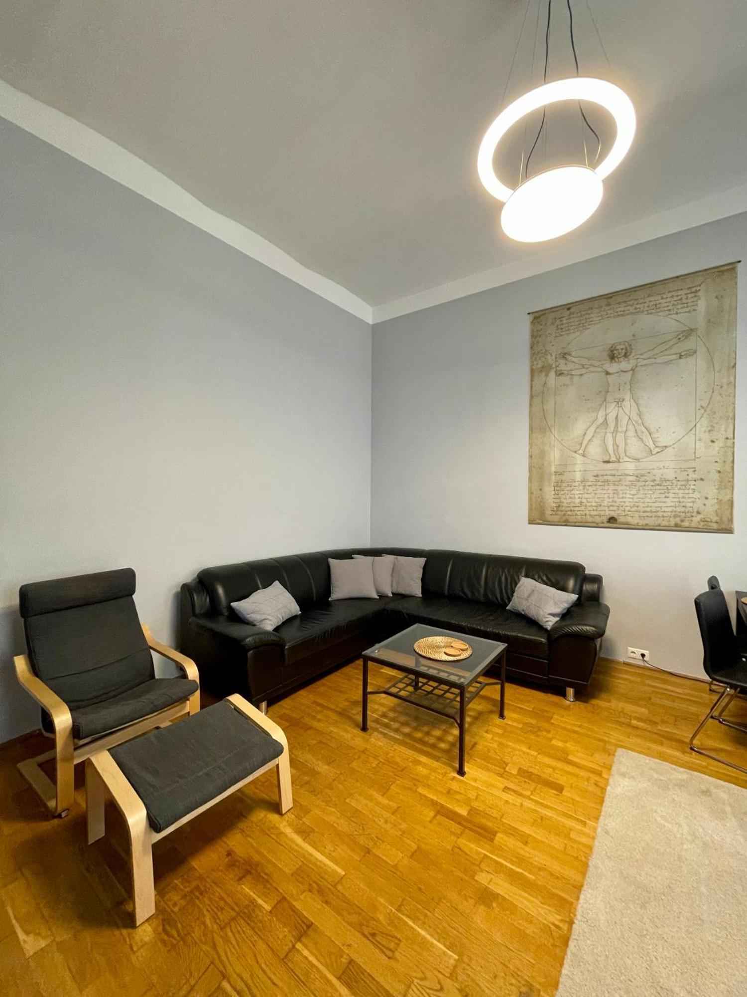 Alice Apartment - Andrassy Street Budapeste Exterior foto
